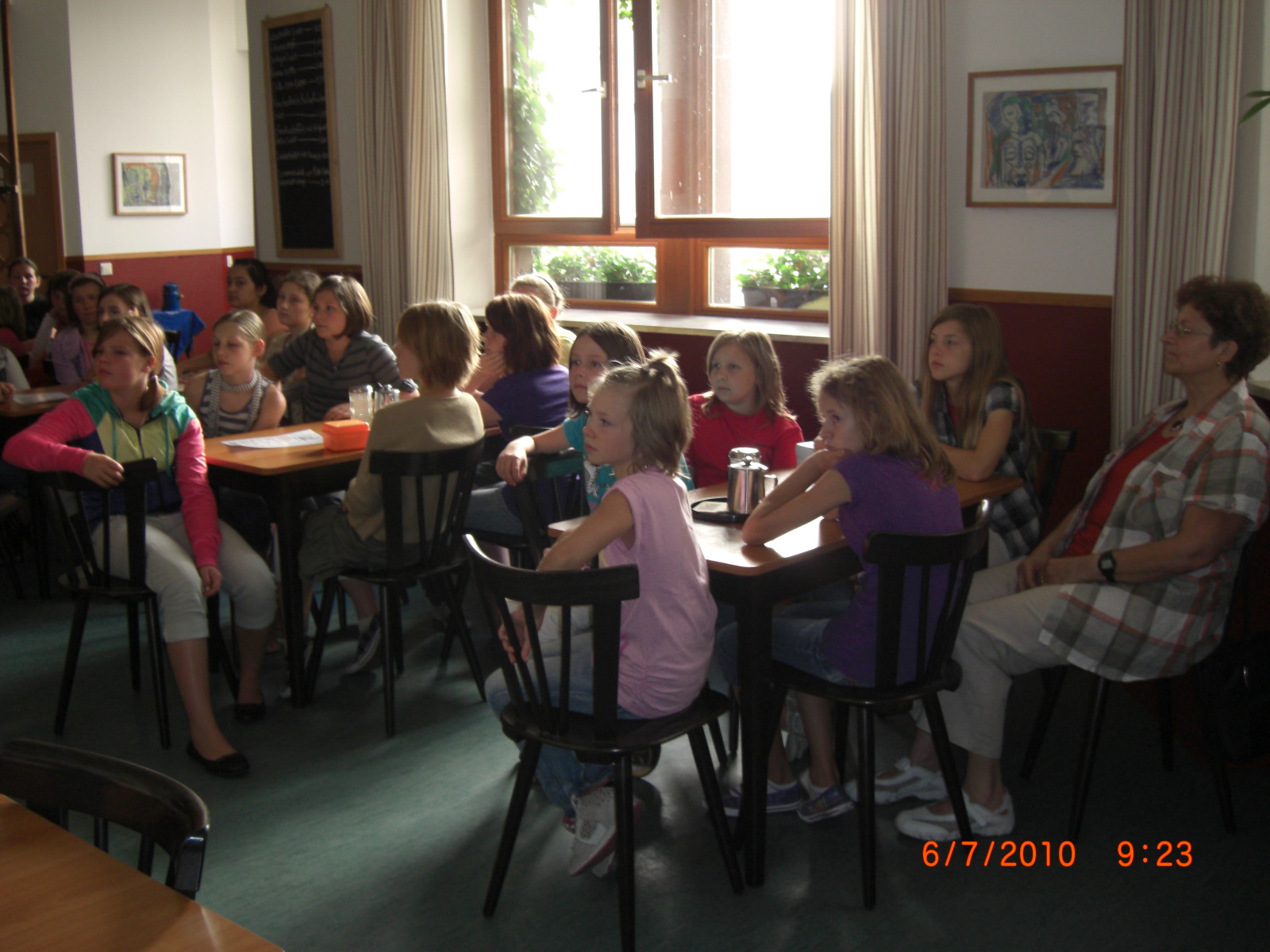 5b_MWS_zur_Spendenuebergabe_Cafe_Grenzenlos