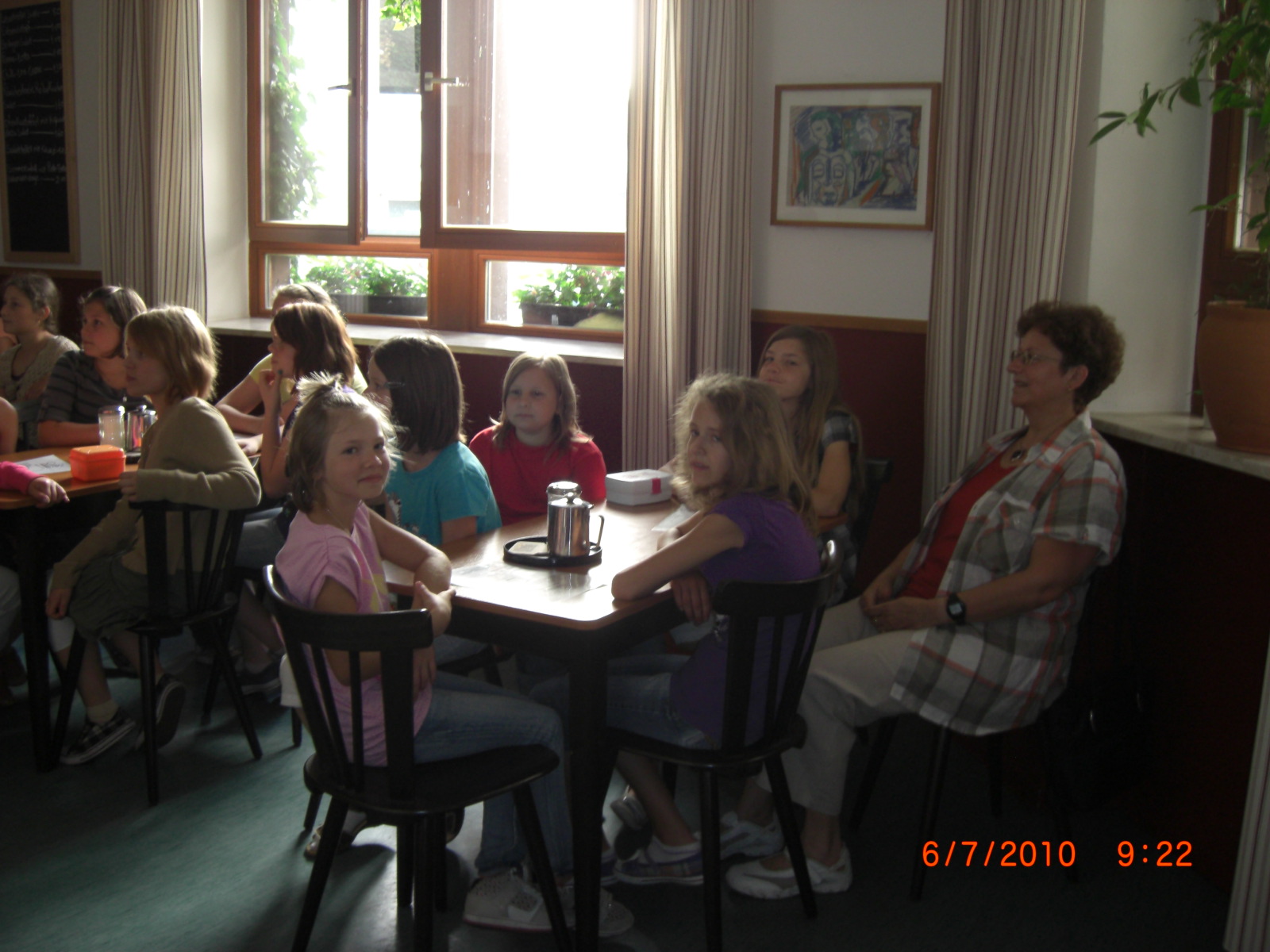 5b_MWS_zur_Spendenuebergabe_im_Cafe_Grenzenlos